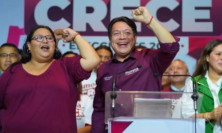 Mario Delgado y Citlalli Hernández celebran validación de mantenerse al frente de Morena