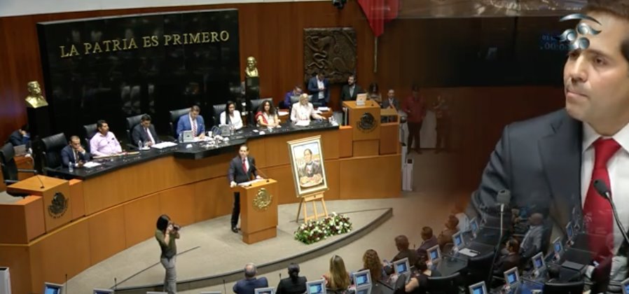 Develan en el Senado letras de oro en honor a Benito Juárez