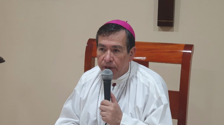 Oración y apoyo para sostenimiento de los tres seminarios de la Diócesis, llama Obispo