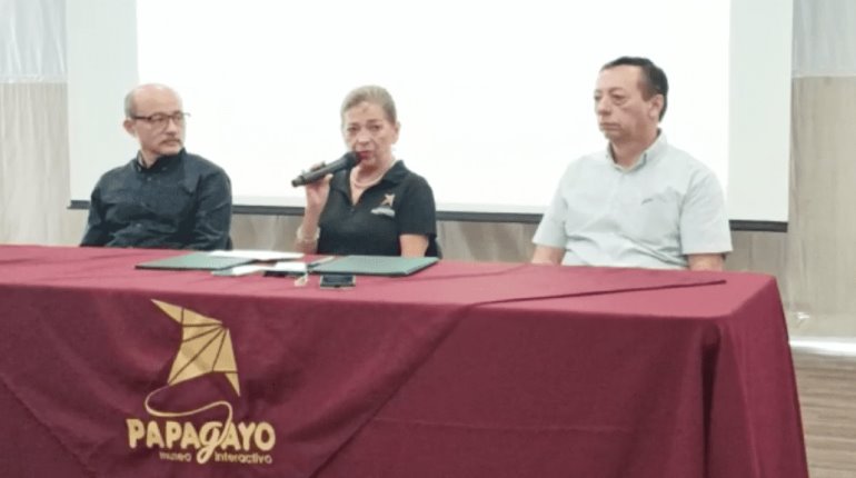 Papagayo firma convenio con la CROC; trabajadores tendrán descuentos en taquilla