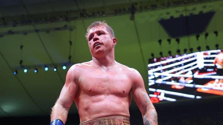 Canelo retiene sus títulos al derrotar por unanimidad a John Ryder