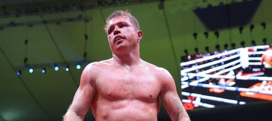 Canelo retiene sus títulos al derrotar por unanimidad a John Ryder