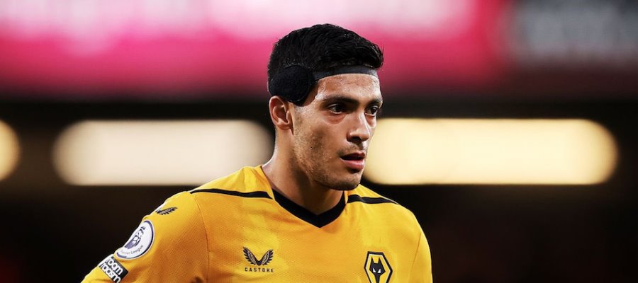 Raúl Jiménez suma sexto partido sin ser convocado con el Wolverhampton