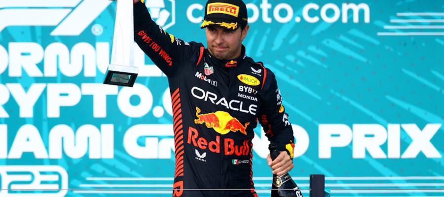 Checo es segundo en el GP de Miami; Verstappen remonta del noveno al primer lugar