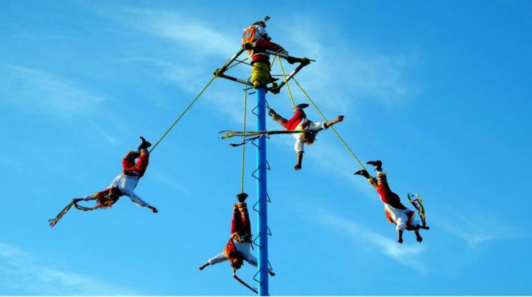 Voladores de Papantla, ritual ancestral generacional