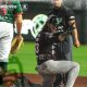 ¡Momento conmovedor! Umpire Julissa Iriarte recibe felicitaciones por Día de las Madres en juego de LMB