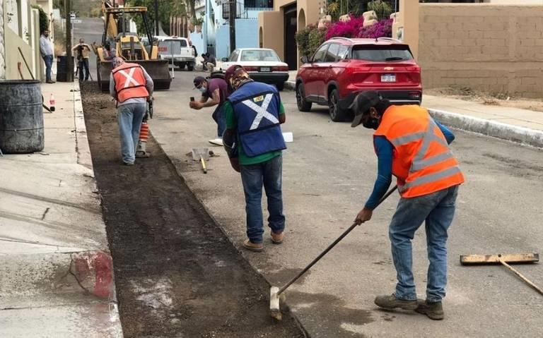 Cierran circulación vehicular en calles de Tamulté por pavimentación