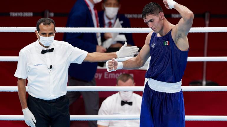 México consigue medalla de Bronce con Rogelio Romero en mundial de box