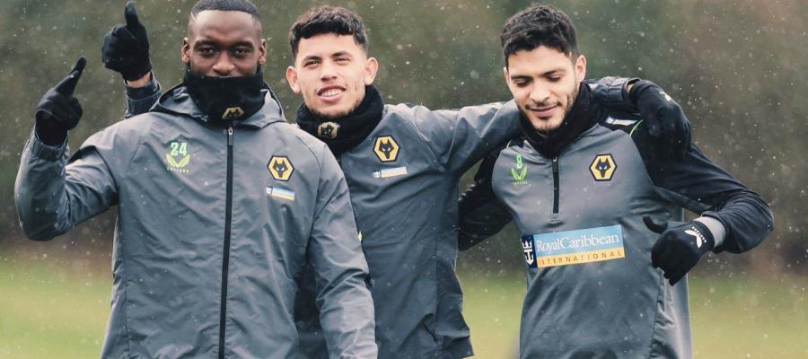 Reaparece Raúl Jiménez con el Wolverhampton, después de 2 meses sin jugar