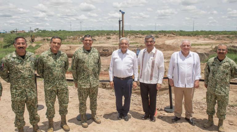 Supervisa AMLO avances de la oficina nacional de aduanas