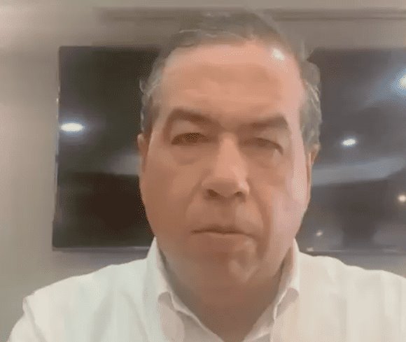 "No he usado su nombre", responde Ricardo Mejía a Obrador