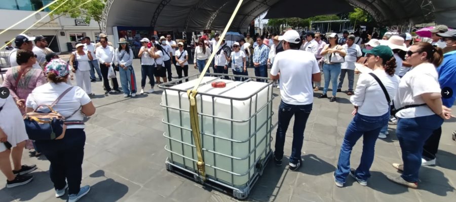 En Tabasco, trabajadores de Poder Judicial y ciudadanos replican protesta en defensa de la Corte