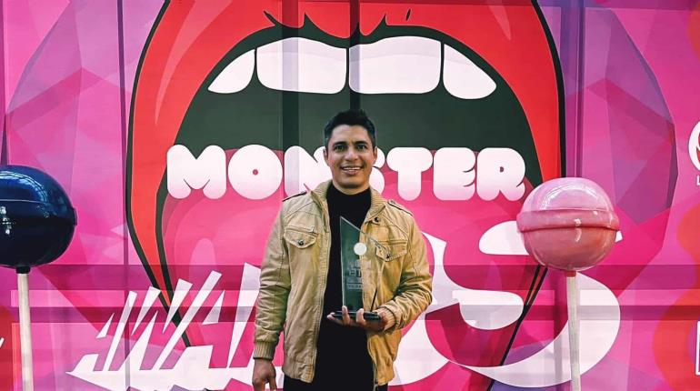 Gana el tabasqueño Domingo Quintero en los Monster Music Awards