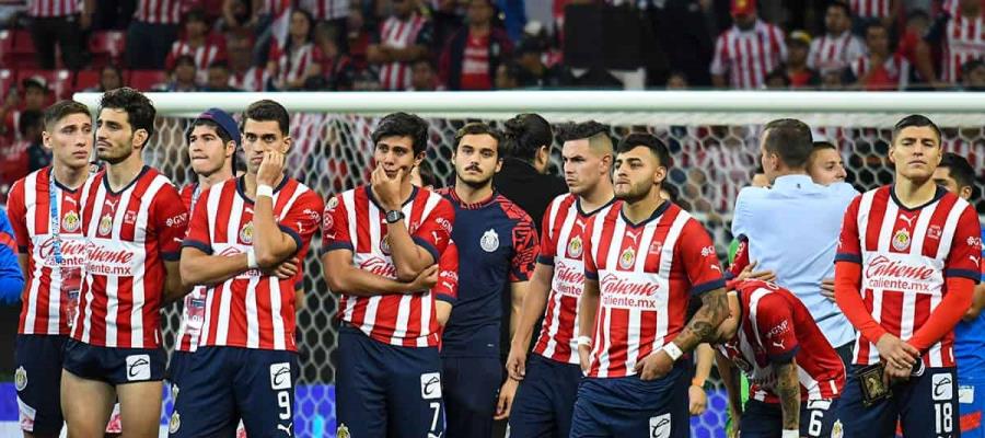 Jugadores y directiva de Chivas salen de vacaciones tras derrota