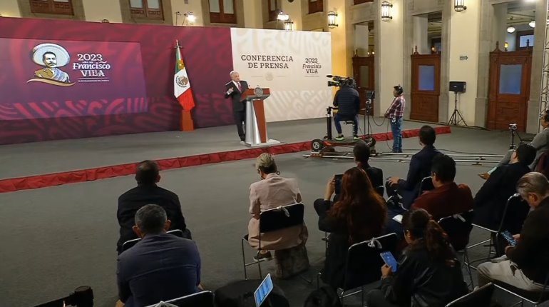 "Continuidad con cambio", primer consejo de AMLO a su sucesor en 2024 