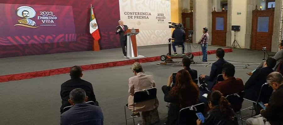 "Continuidad con cambio", primer consejo de AMLO a su sucesor en 2024 