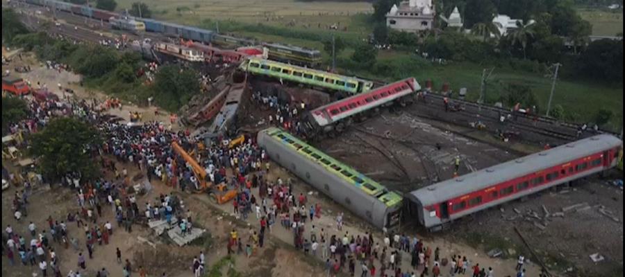 Reitera Papa Francisco su pesar por muertos en India tras accidente de trenes