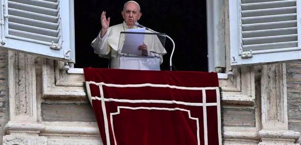 Encomienda Papa Francisco a la virgen María paz para las poblaciones en guerra