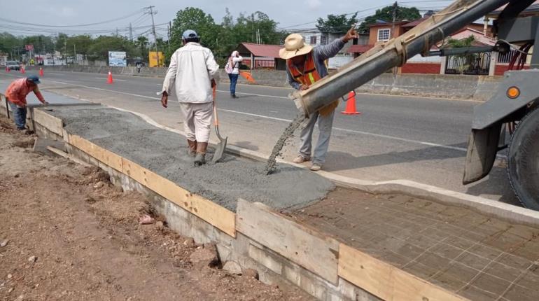 Realizan mil 320 metros de banquetas y guarniciones en la Villahermosa –Teapa