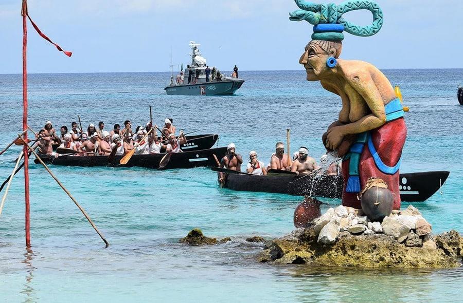 Juez ordena a Grupo Xcaret dejar de usar cultura maya para atraer turistas