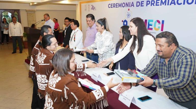 Entregan en Tabasco premios FEMECI 2023 a jóvenes estudiantes de 14 entidades