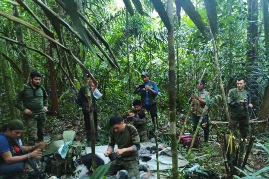 Localizan con vida a 4 niños perdidos en selva de Colombia tras accidente aéreo