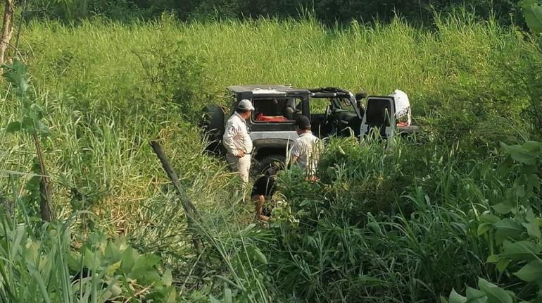 Deja 3 heridos volcadura de un Jeep en la Villahermosa-Frontera