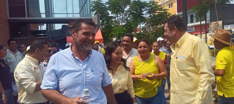 Denuncian comerciantes irregularidades en mercado 27 de Octubre en Comalcalco