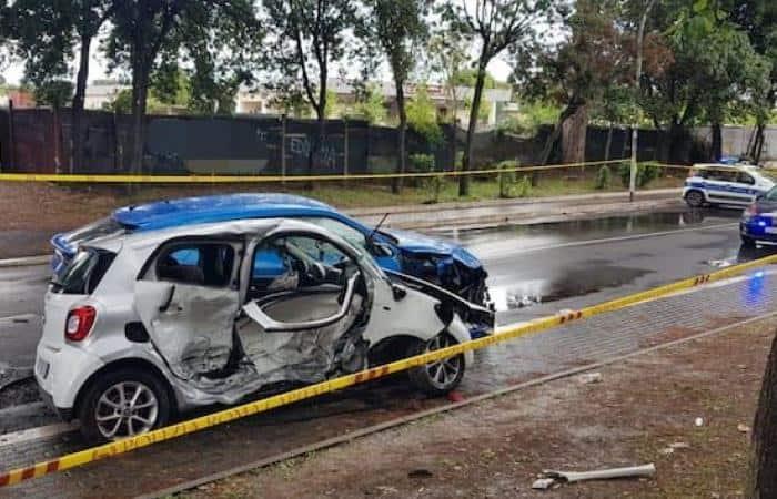 En Italia jóvenes que cumplían reto viral, provocan accidente; hay un niño muerto