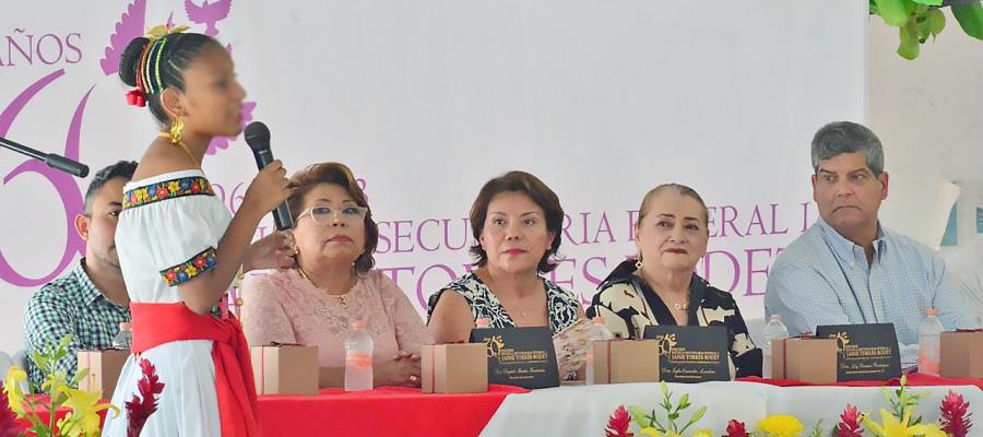 Celebran 60 aniversario de Secundaria Federal 1 Jaime Torres Bodet, ahí estudió AMLO y Adán Augusto