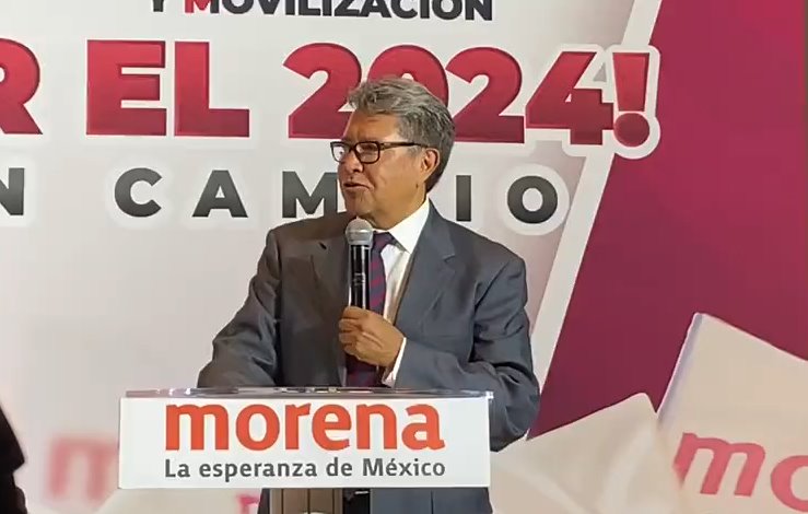 Monreal se inscribe a proceso interno de Morena