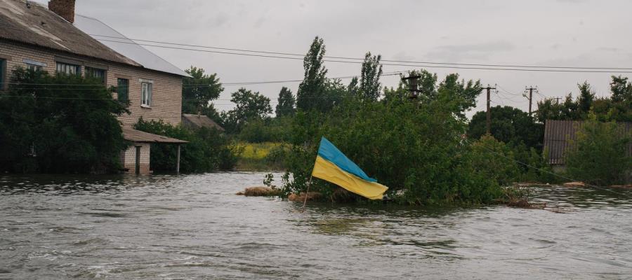 Mueren 16 personas y 31 más están desaparecidas, tras inundaciones en Ucrania