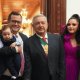 Felicita AMLO a papás de México por el Día del Padre