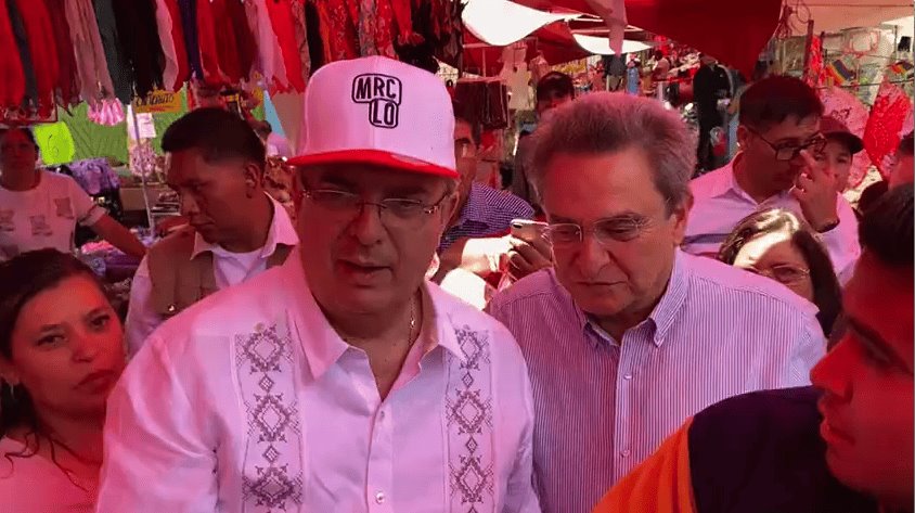 Pío López Obrador se une a recorrido de Ebrard por Ecatepec