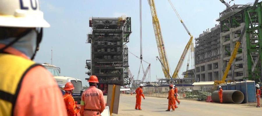 A casi un año de su inauguración, en refinería de Dos Bocas siguen laborando 25 mil obreros: CTM