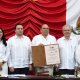 Biólogo Juan Carlos Romero Gil recibe Medalla al Mérito por la Defensa del Medio Ambiente