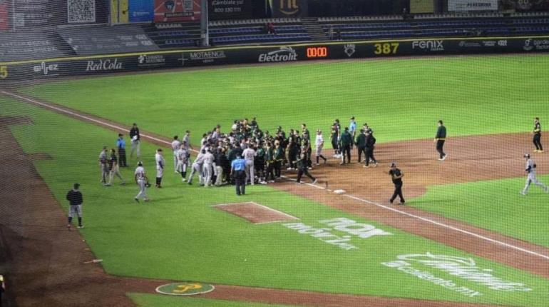 LMB suspende a jugadores de Pericos y Tigres, por conducta antideportiva