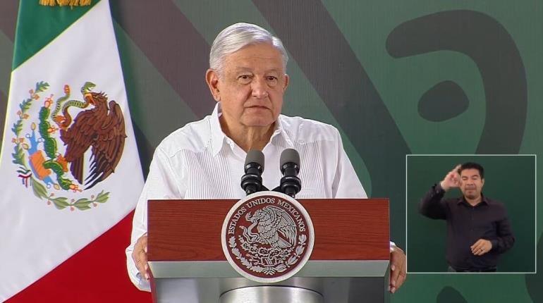 Corridos y narcoseries solo engañan a jóvenes para vivir en la delincuencia: AMLO