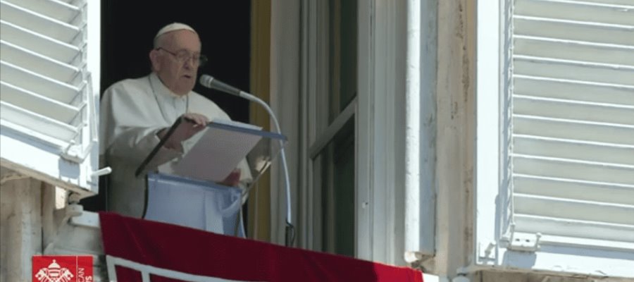 Expresa Papa Francisco su dolor por muertas en cárcel de Honduras