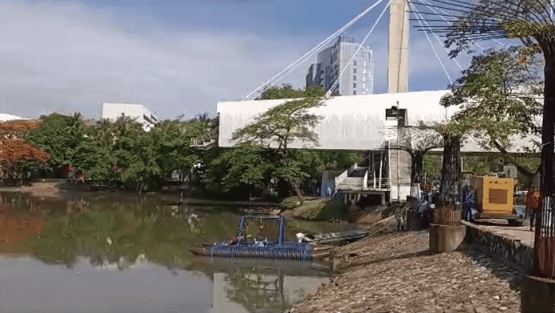 Desazolve del Vaso Cencali llenaría 18 veces la alberca olímpica; ayer iniciaron los trabajos