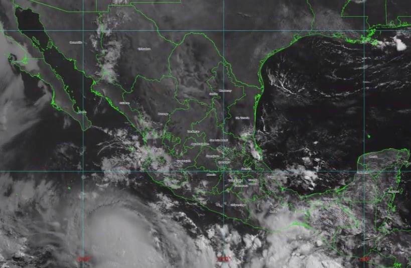 "Adrián" se intensifica a huracán categoría 1 