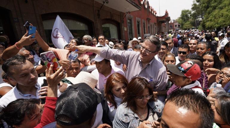 Arremete Ebrard contra "El Universal" por encuesta que lo ubica en segundo lugar de la preferencia para la candidatura de Morena