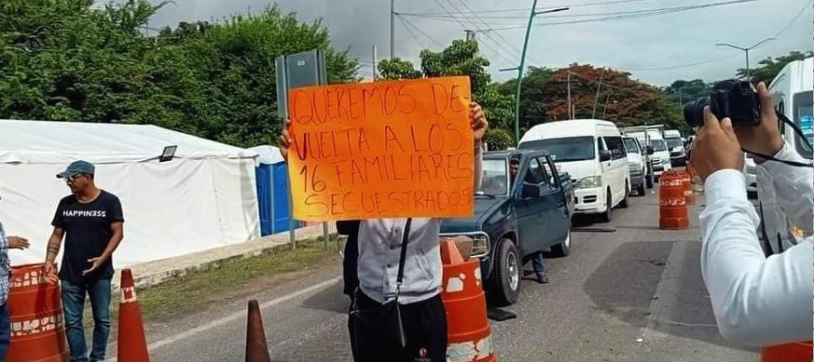 Bloquean por 10 horas carretera en Chiapas ante secuestro de trabajadores; siguen sin aparecer