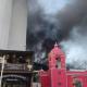 Incendio en hotel de Cancún provoca evacuación de turistas y empleados