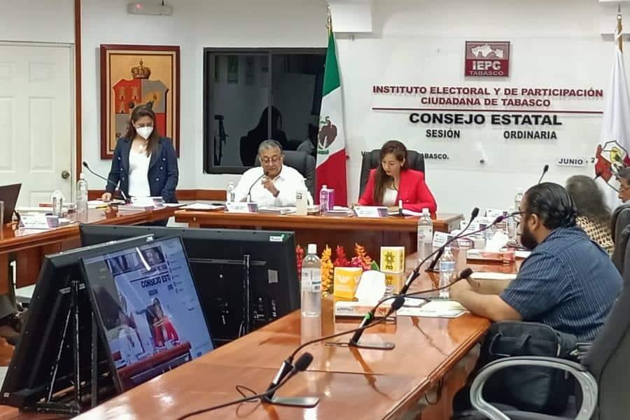 IEPC desecha quejas contra Mario Llergo y Cantón, por actos anticipados de campaña