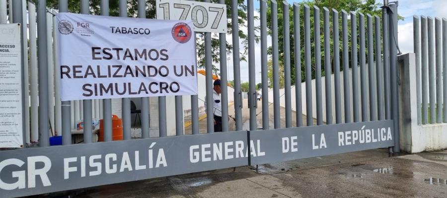 Realiza FGR de Tabasco simulacro de ataque a oficinas