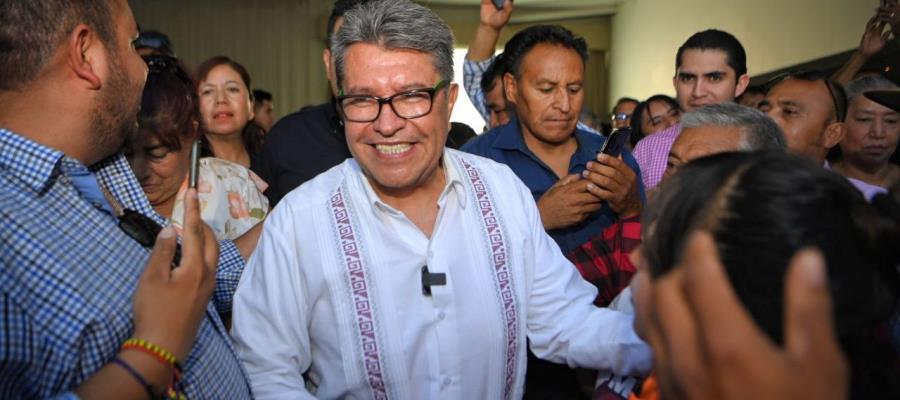 Monreal acusa que algunos gobernadores de Morena actúan en su contra