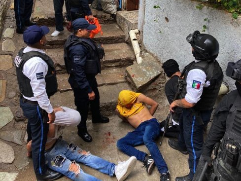 Enfrentamiento entre policías y ladrones en túnel de Guanajuato deja un herido y 5 detenidos