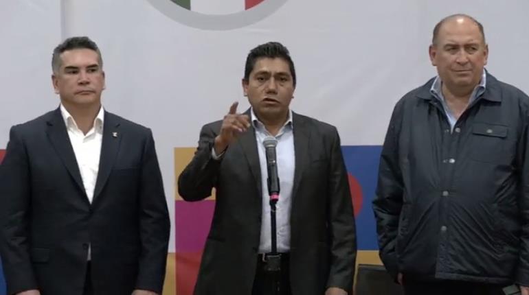 Jorge Luis Preciado se registra como aspirante del Frente Amplio por México