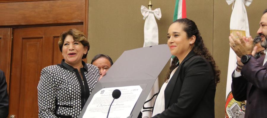 Recibe Delfina Gómez constancia de mayoría como gobernadora electa de Edomex